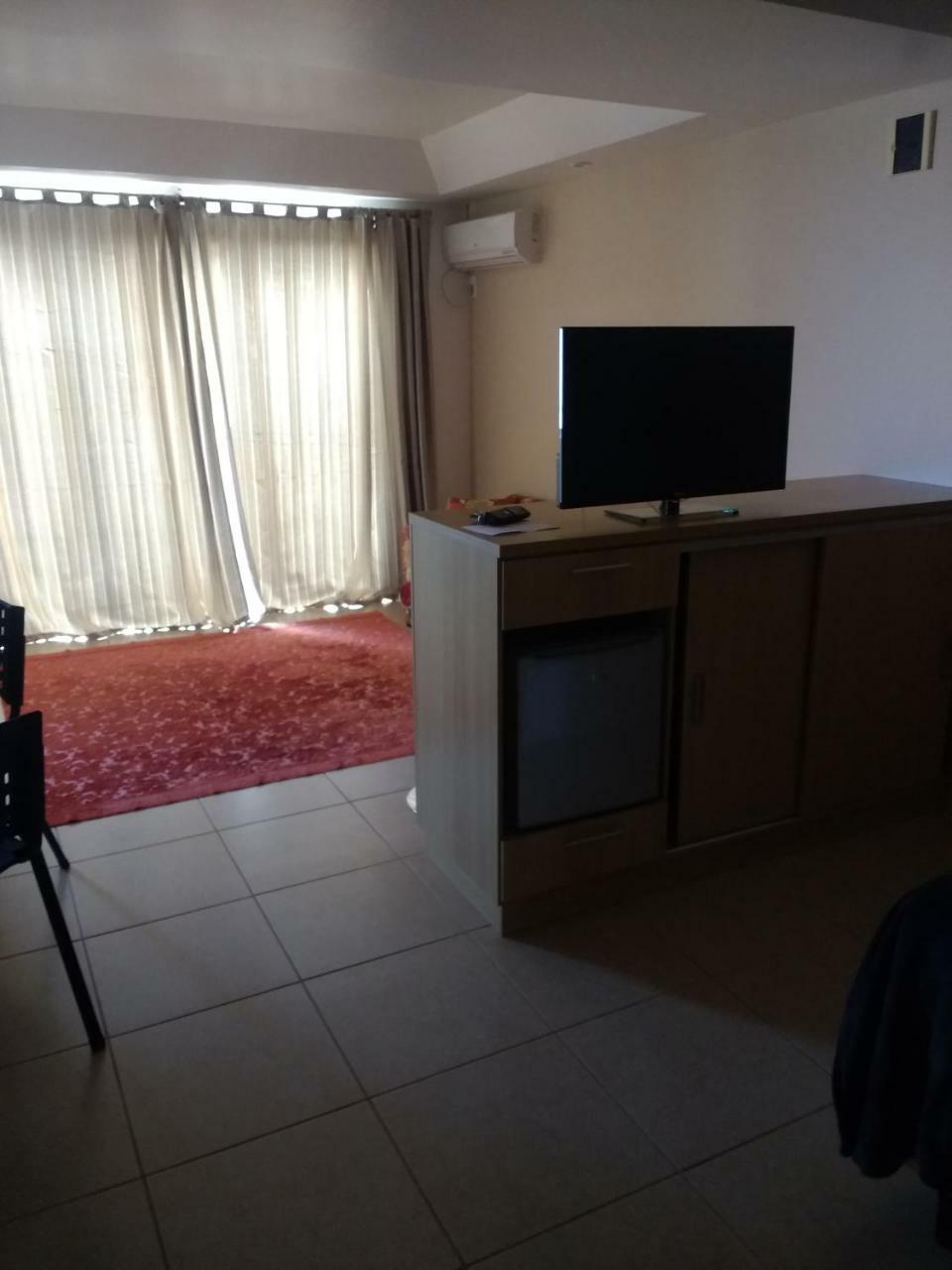 Euro Hotel Ibiruba Ngoại thất bức ảnh